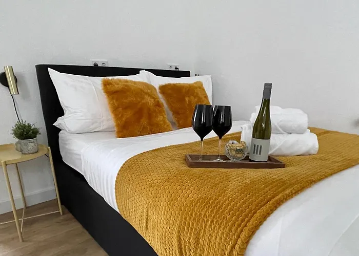 Moor-Home Studio Apartment